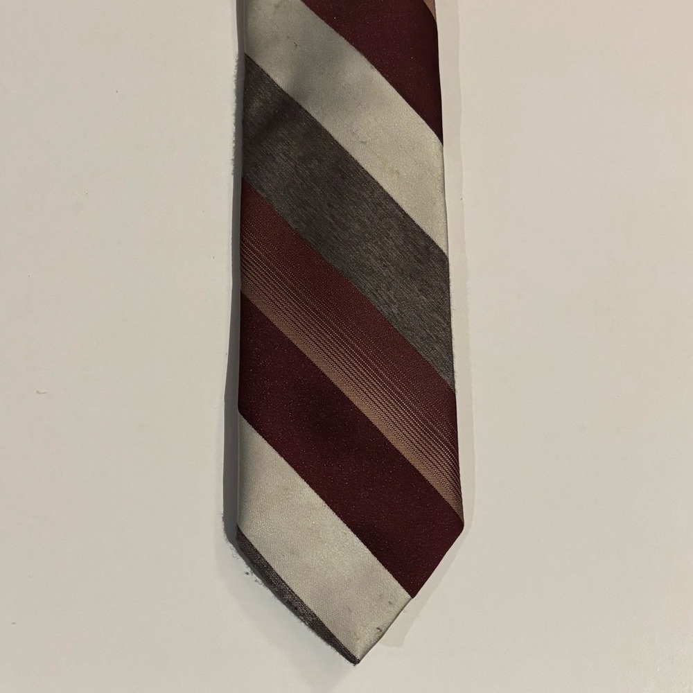 Jean Claude Vidal tie